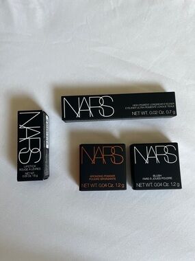 NARS Mini Make up set